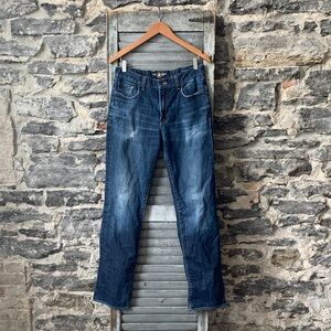 Classic Lucky Brand Straight Leg Dark Wash Jeans